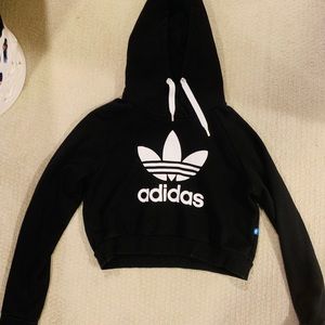 Adidas crop sweatshirt M
